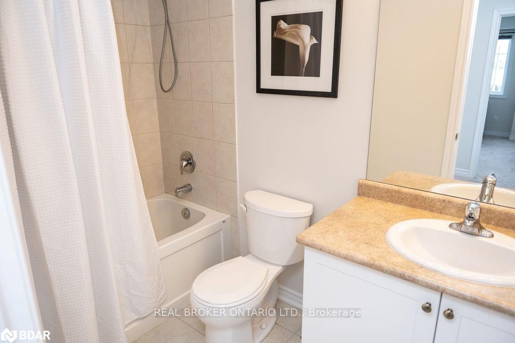 Photo 15 of 14 Jones Street, New Tecumseth, Alliston — HOMEH