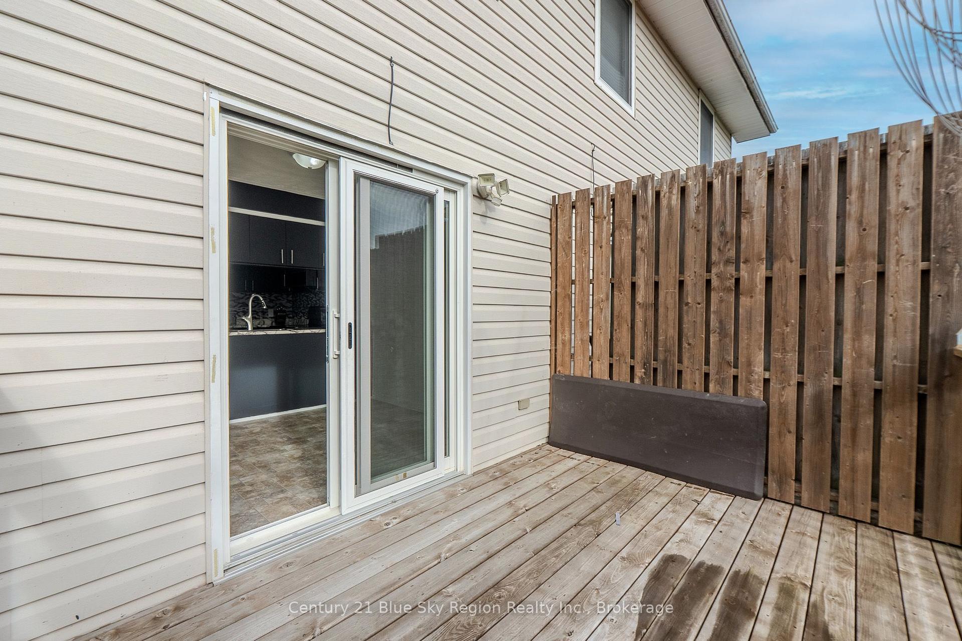 Photo 19 of 122 Johnston Road, North Bay, Widdifield — HOMEH