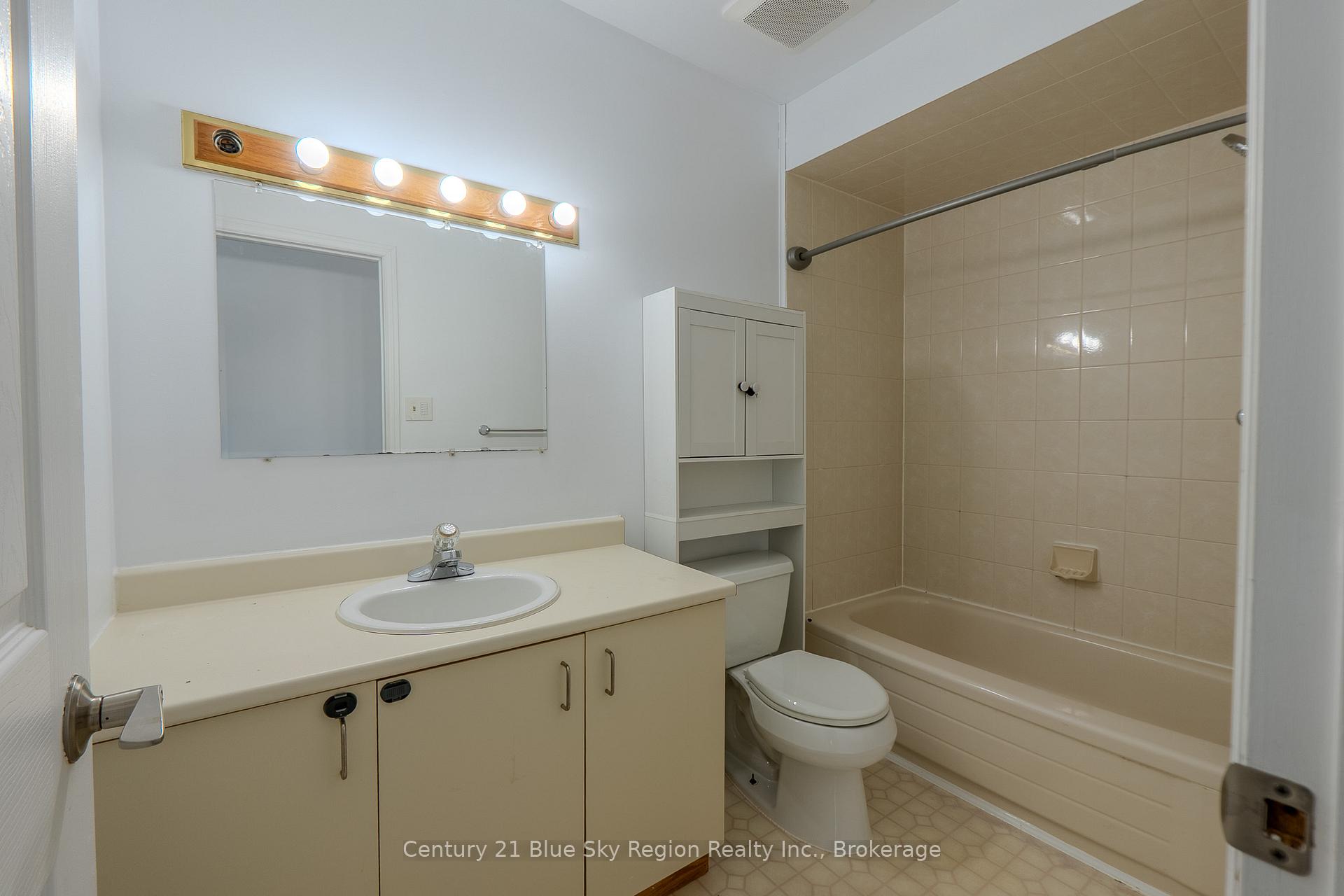 Photo 31 of 122 Johnston Road, North Bay, Widdifield — HOMEH