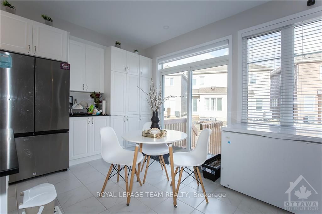 Photo 12 of 1021 Cottontail Walk, Ottawa, Avalon West — HOMEH