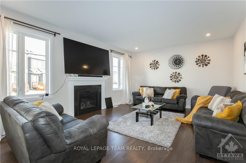 Photo 13 of 1021 Cottontail Walk, Ottawa, Avalon West — HOMEH
