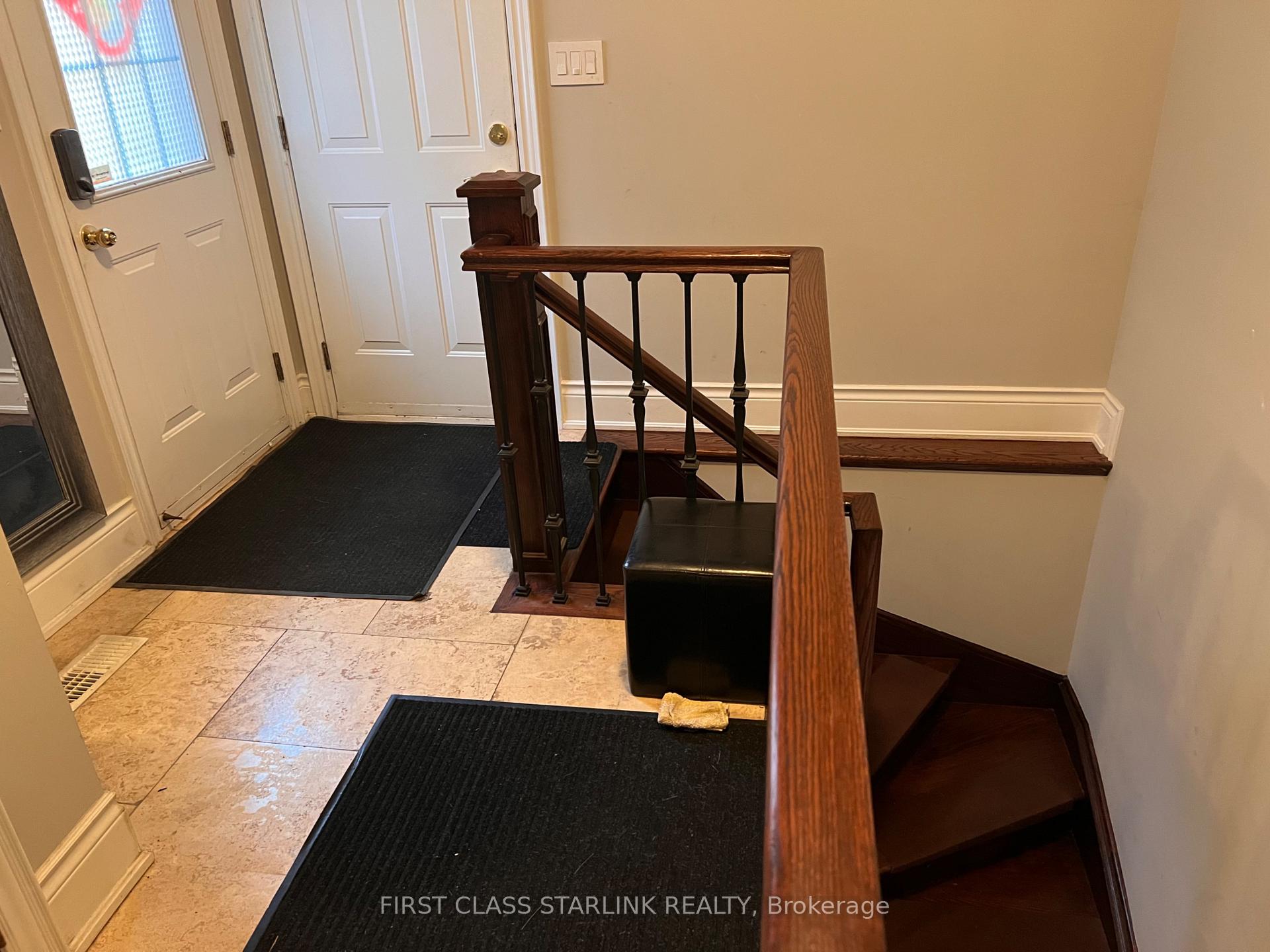 Photo 9 of Unit Lower, 62 Riverbend Road, Markham, Unionville — HOMEH