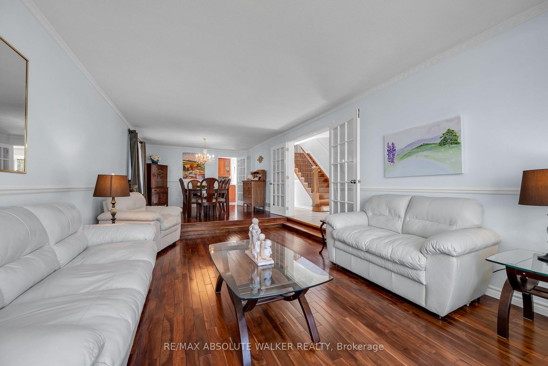 Photo 5 of 1901 Montereau Avenue, Ottawa, Chapel Hill — HOMEH