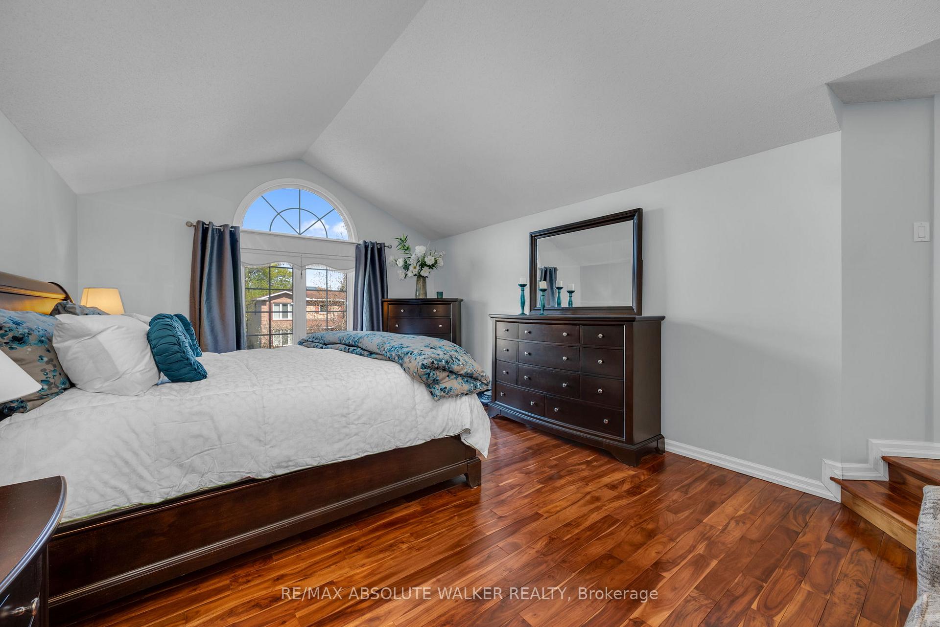 Photo 20 of 1901 Montereau Avenue, Ottawa, Chapel Hill — HOMEH