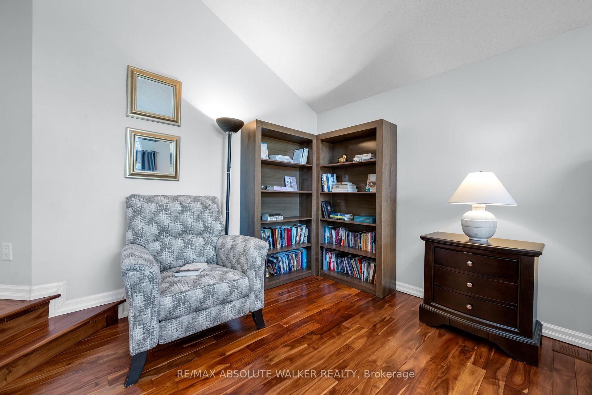 Photo 21 of 1901 Montereau Avenue, Ottawa, Chapel Hill — HOMEH