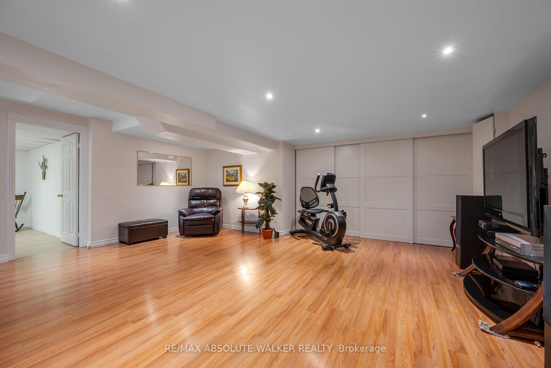 Photo 26 of 1901 Montereau Avenue, Ottawa, Chapel Hill — HOMEH