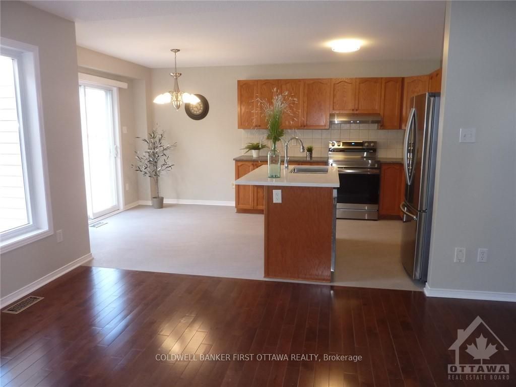 Photo 2 of 683 Aquaview Crescent, Ottawa, Avalon East — HOMEH