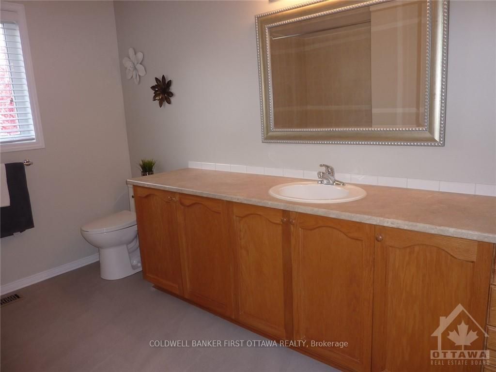 Photo 13 of 683 Aquaview Crescent, Ottawa, Avalon East — HOMEH