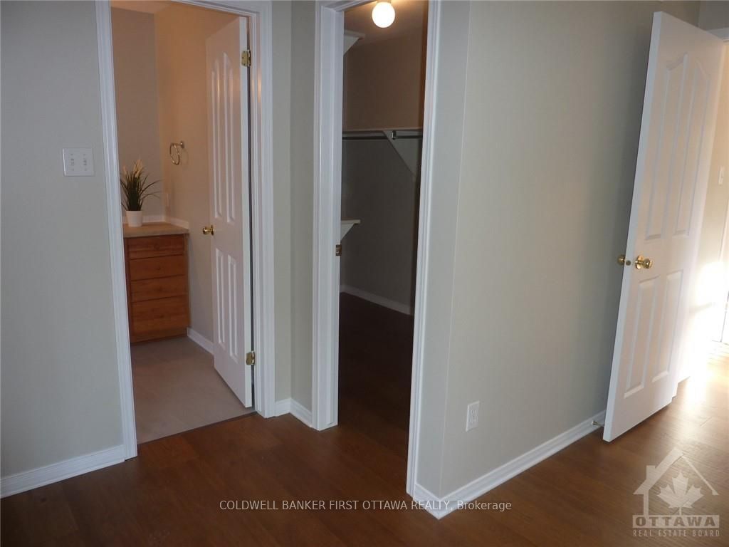 Photo 15 of 683 Aquaview Crescent, Ottawa, Avalon East — HOMEH