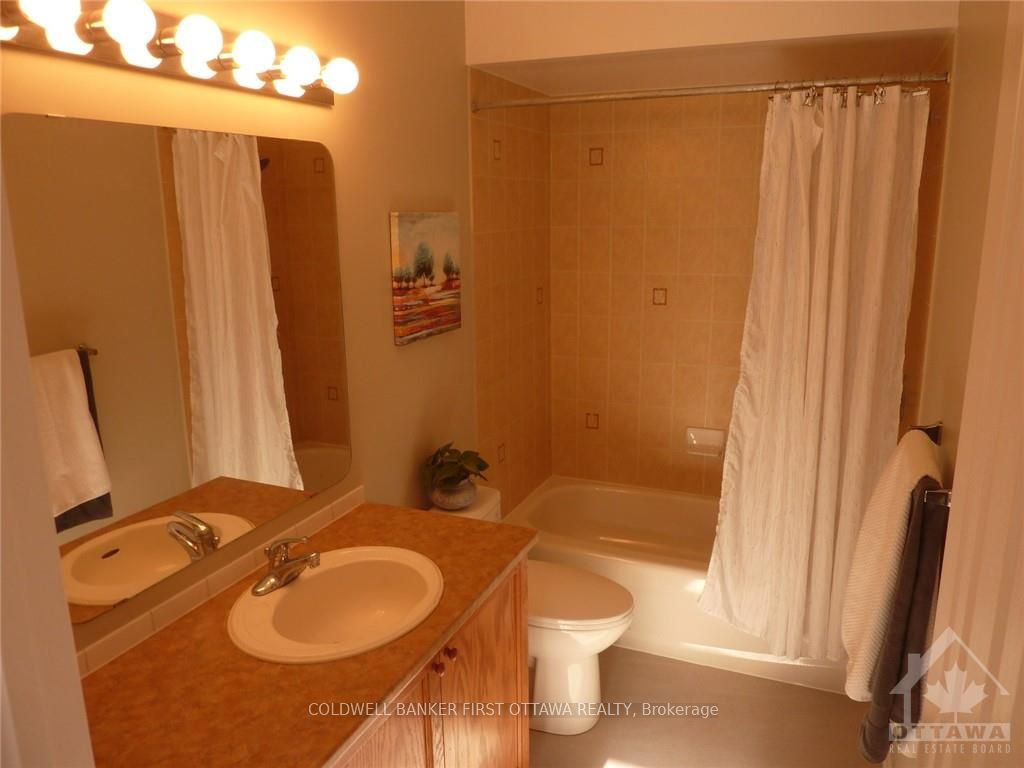 Photo 18 of 683 Aquaview Crescent, Ottawa, Avalon East — HOMEH