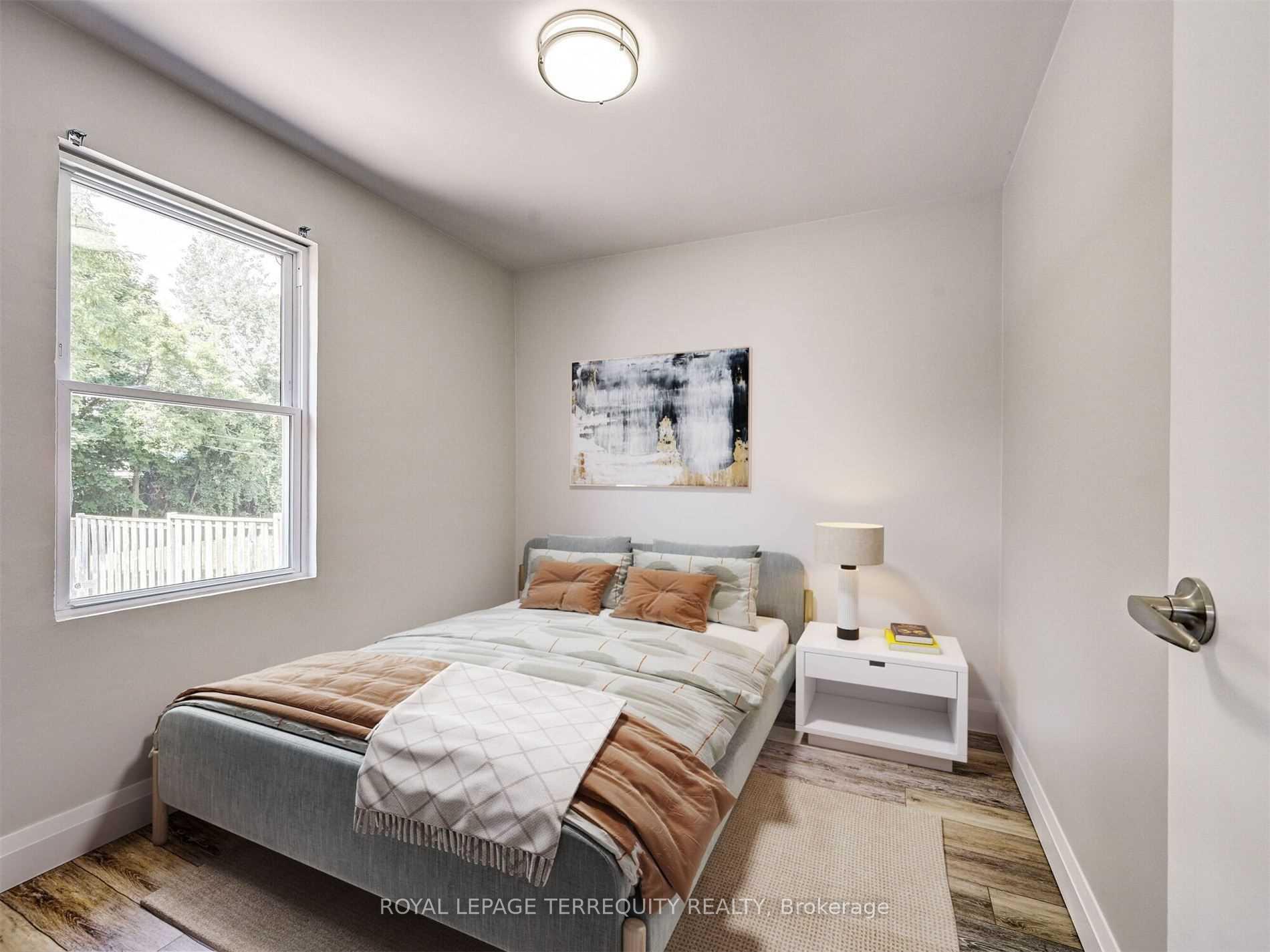Photo 12 of Unit Main, 822 Douglas Street, Oshawa, Lakeview — HOMEH
