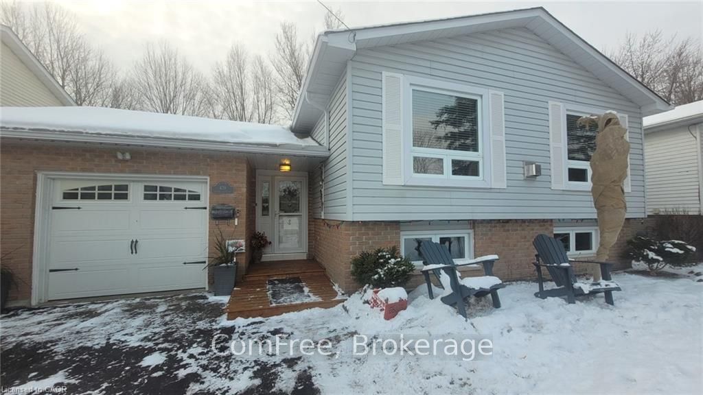 Photo 2 of 439 Mooney Crescent, Orillia — HOMEH