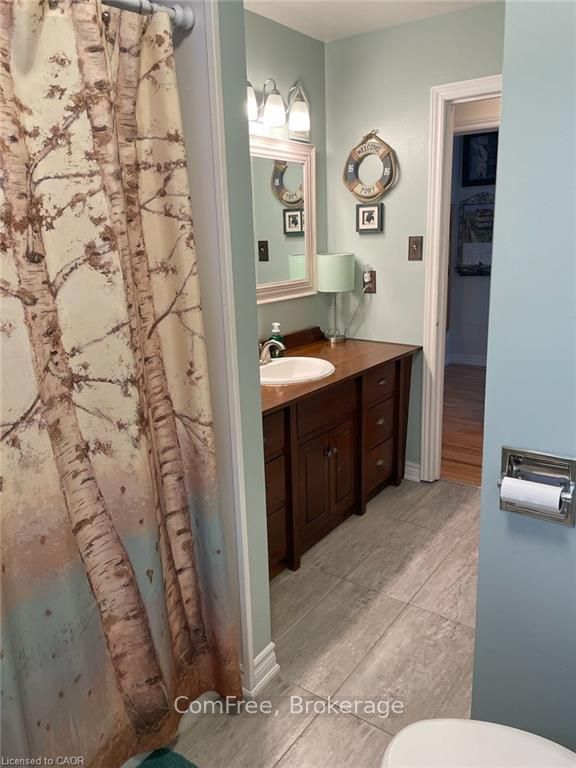 Photo 14 of 439 Mooney Crescent, Orillia — HOMEH