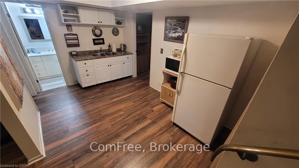 Photo 17 of 439 Mooney Crescent, Orillia — HOMEH