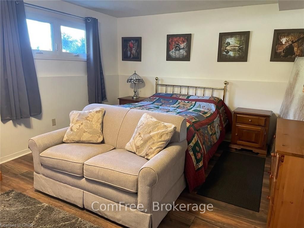 Photo 19 of 439 Mooney Crescent, Orillia — HOMEH