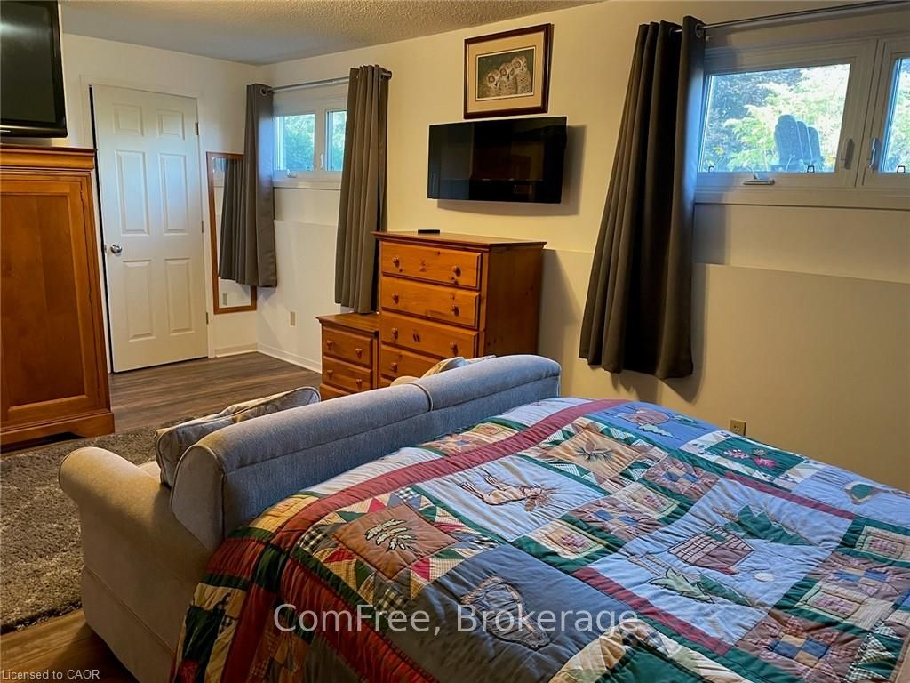 Photo 20 of 439 Mooney Crescent, Orillia — HOMEH