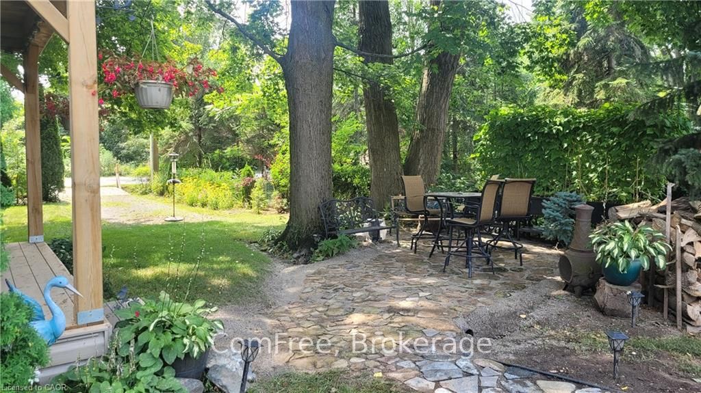 Photo 35 of 439 Mooney Crescent, Orillia — HOMEH
