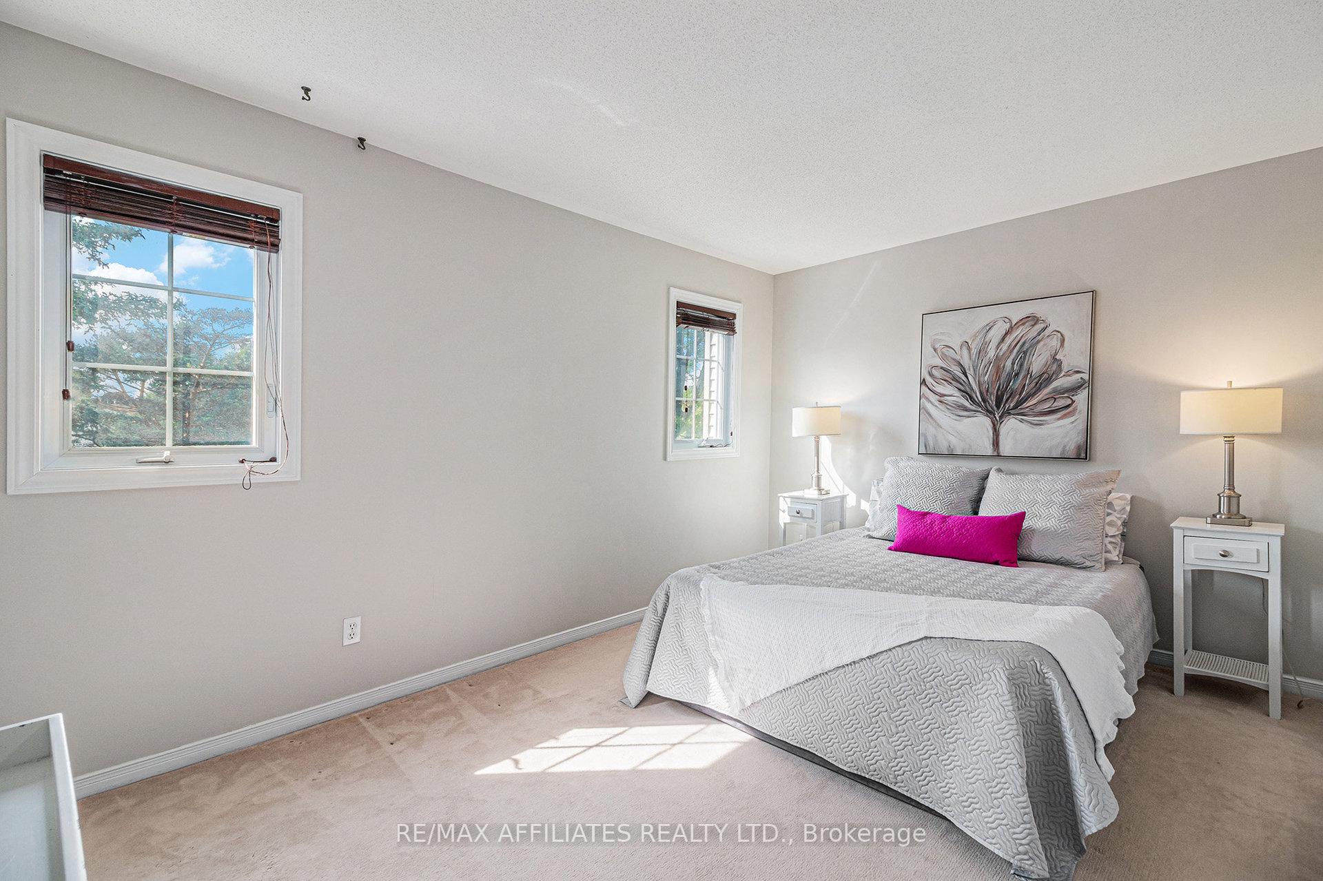Photo 11 of 2106 Sunland Drive, Ottawa, Fallingbrook/Gardenway South — HOMEH