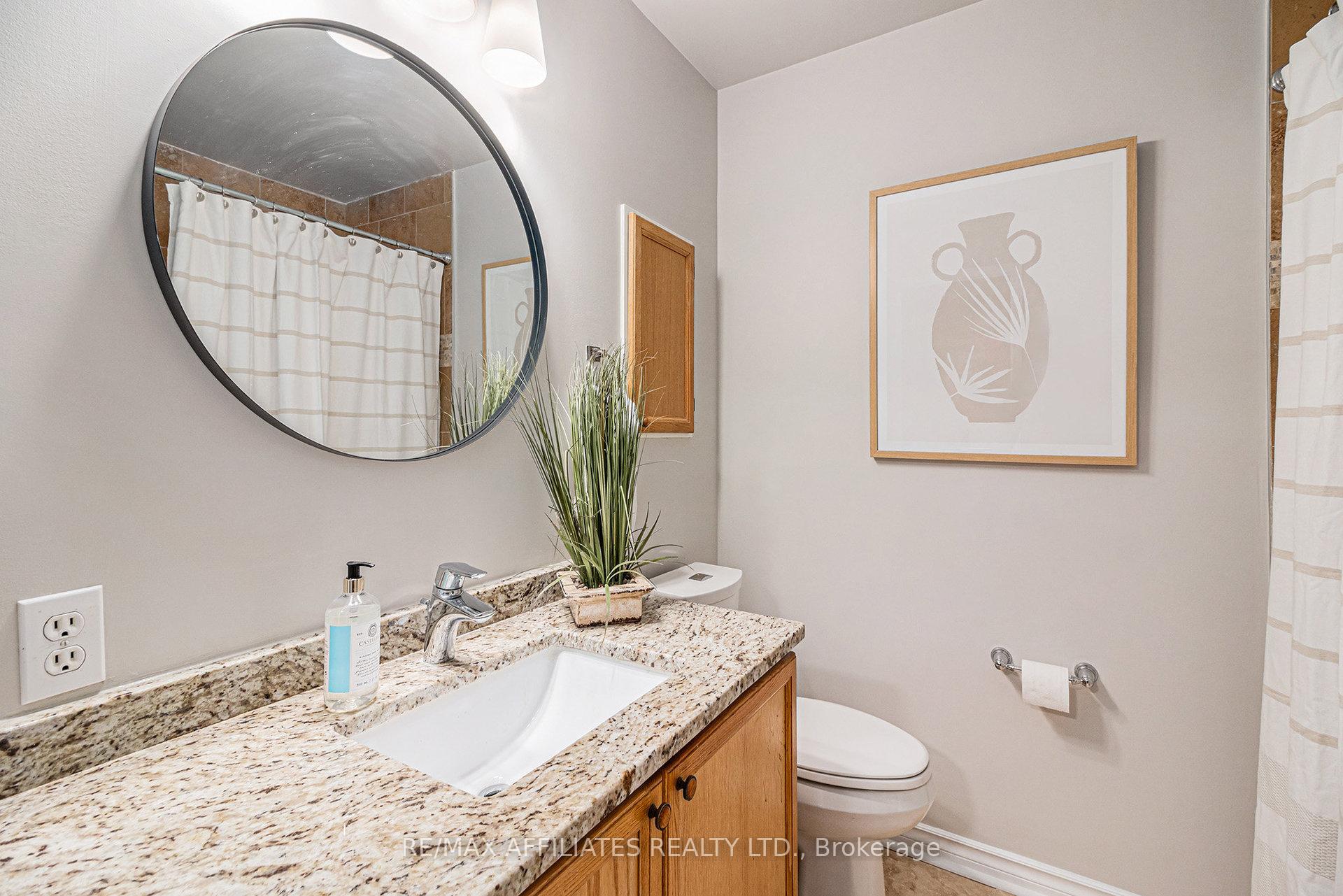 Photo 15 of 2106 Sunland Drive, Ottawa, Fallingbrook/Gardenway South — HOMEH