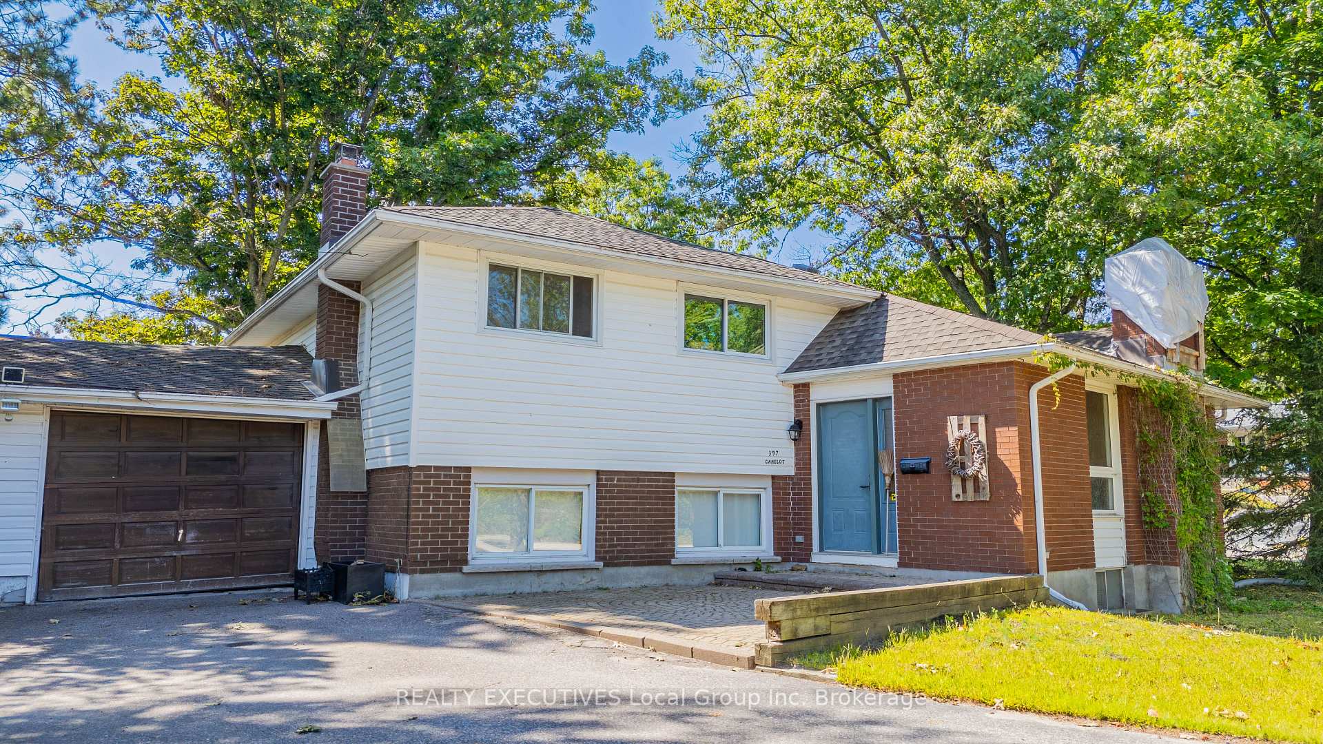 Photo 4 of 397 Camelot Drive, North Bay, Birchaven — HOMEH