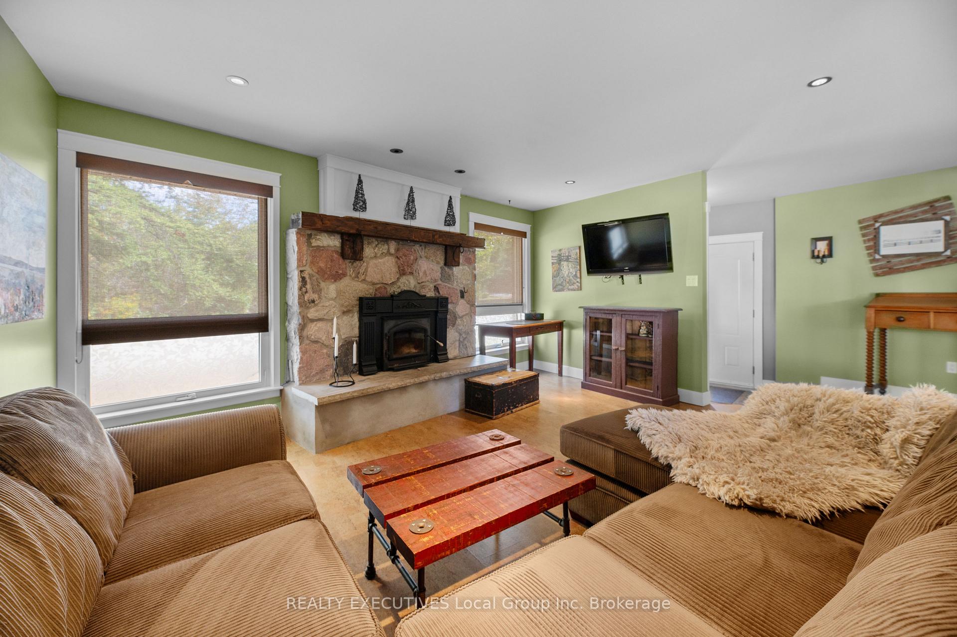 Photo 7 of 397 Camelot Drive, North Bay, Birchaven — HOMEH