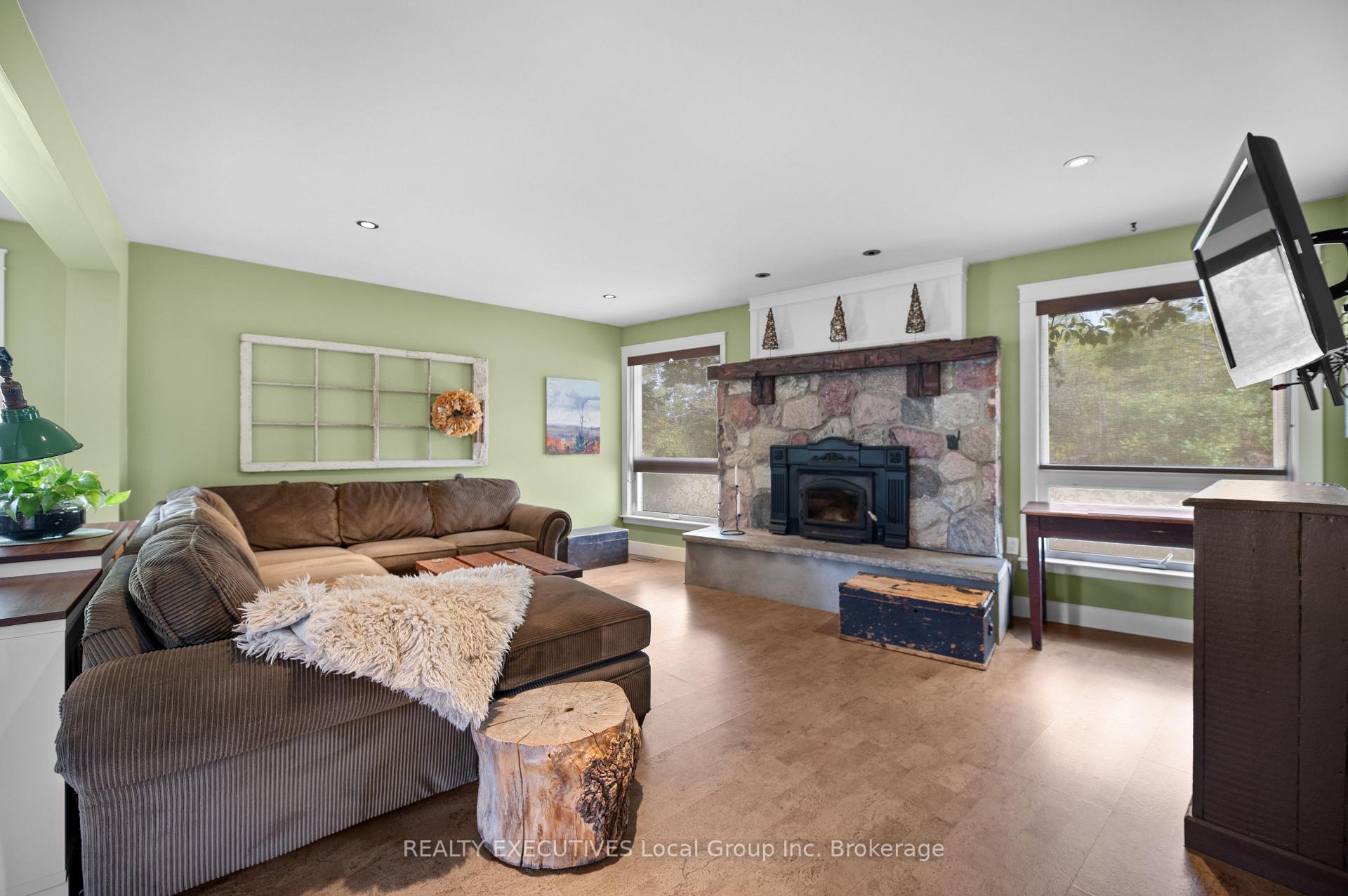 Photo 8 of 397 Camelot Drive, North Bay, Birchaven — HOMEH