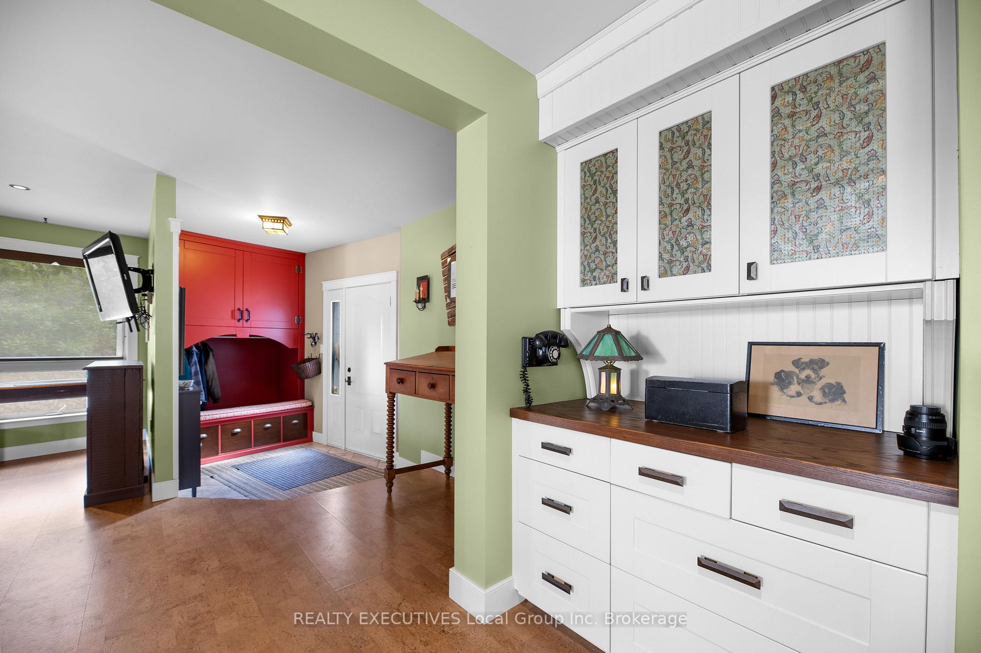 Photo 10 of 397 Camelot Drive, North Bay, Birchaven — HOMEH