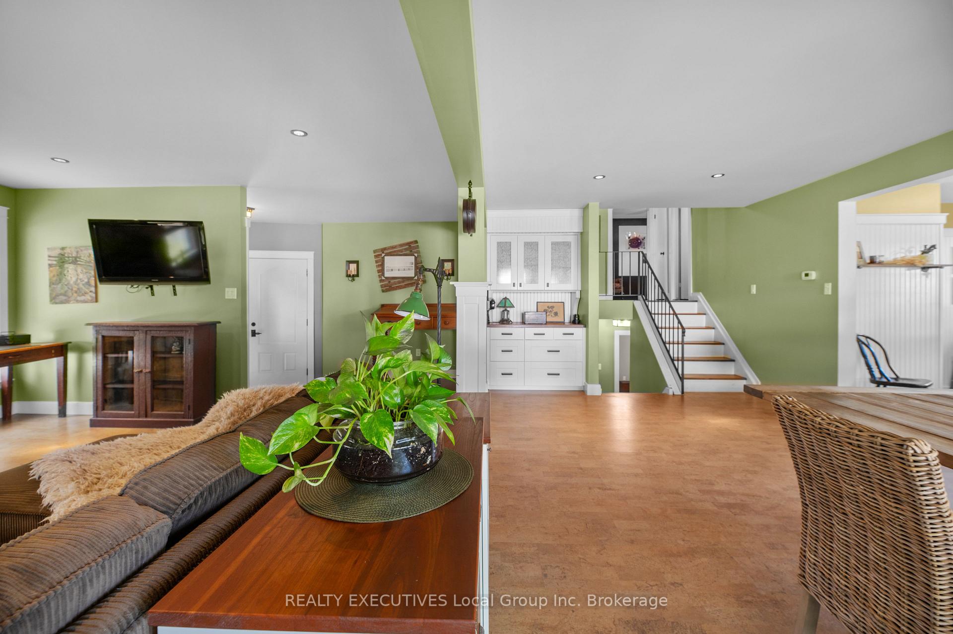 Photo 12 of 397 Camelot Drive, North Bay, Birchaven — HOMEH