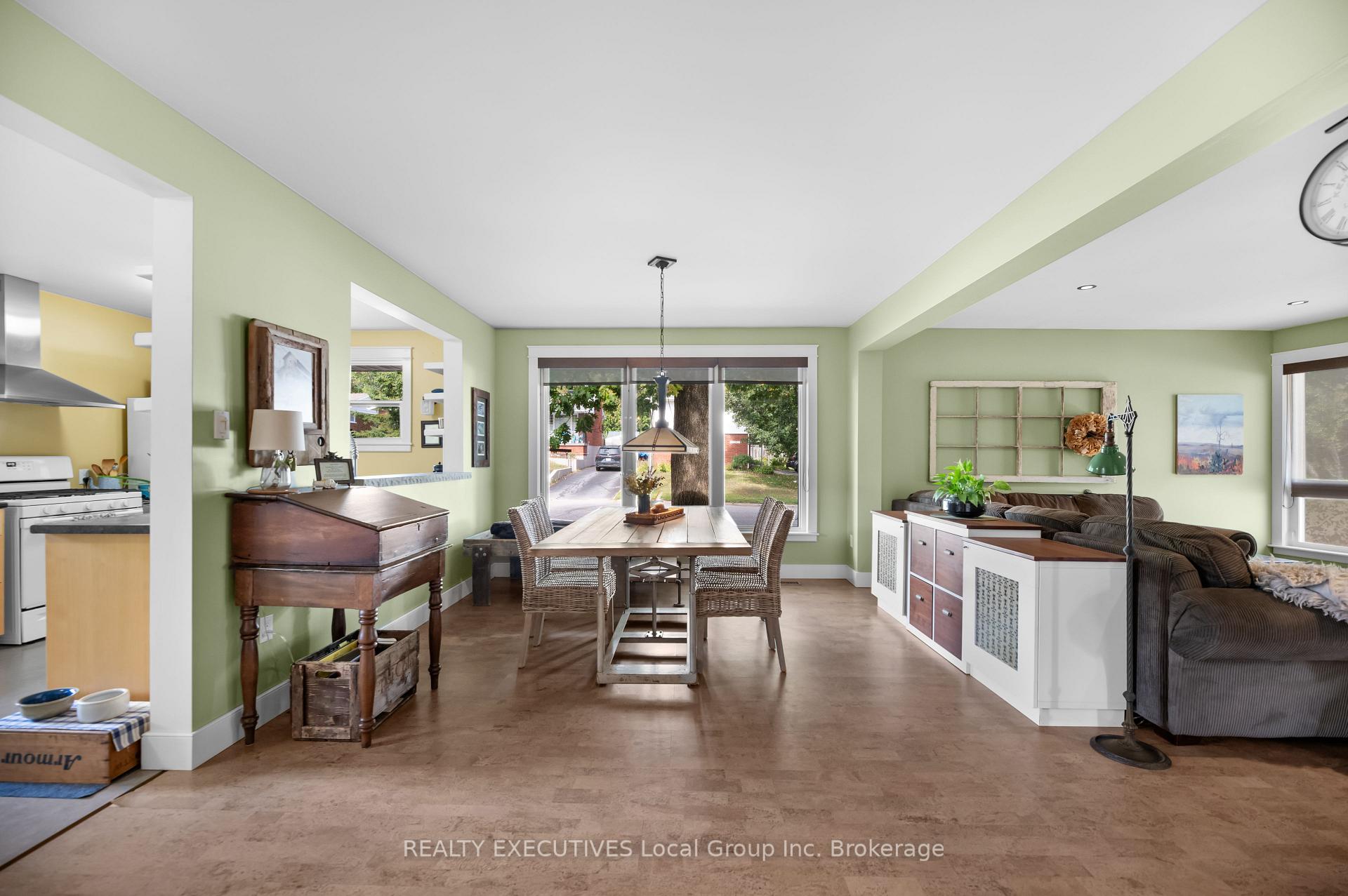 Photo 14 of 397 Camelot Drive, North Bay, Birchaven — HOMEH