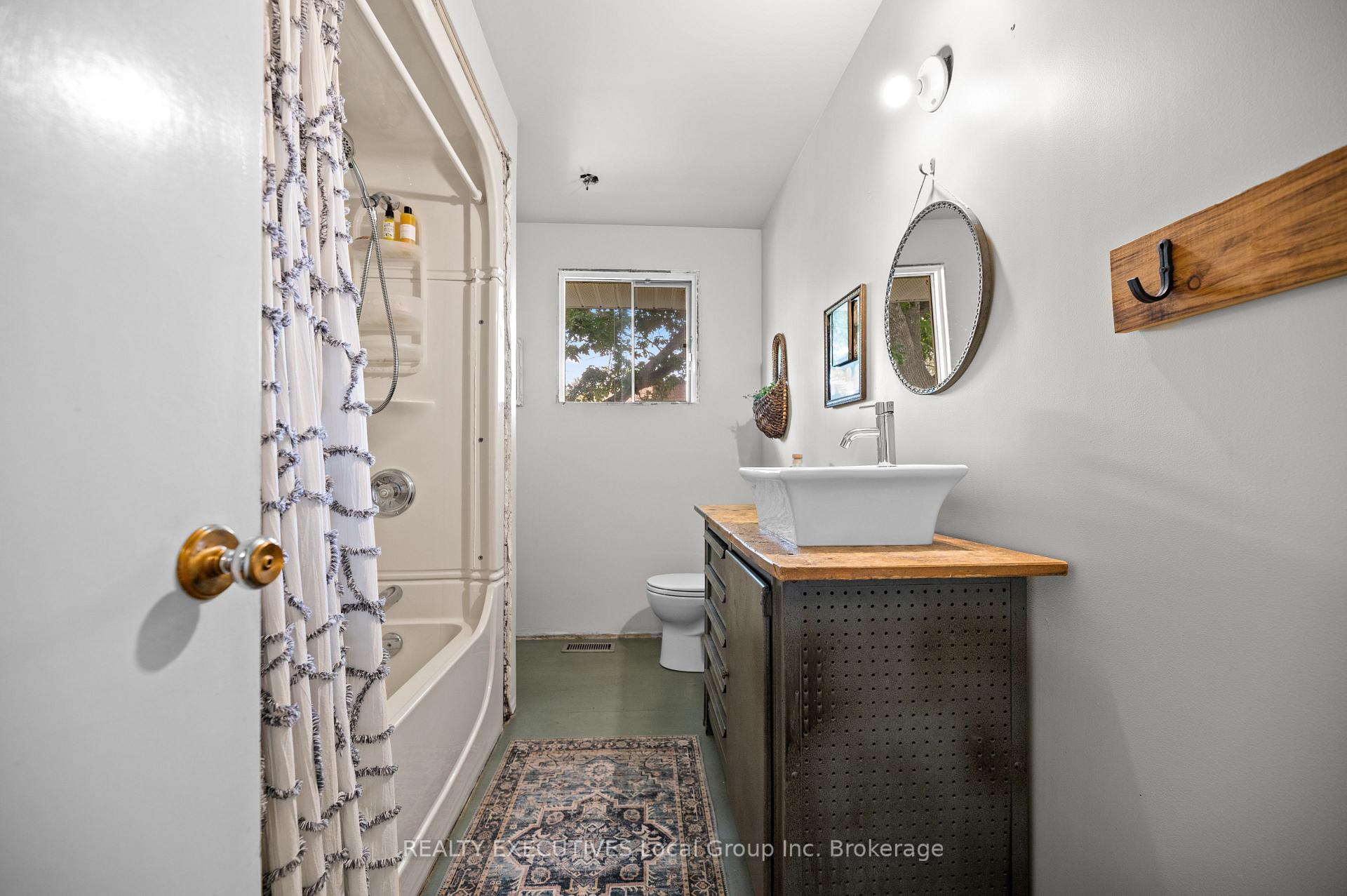 Photo 27 of 397 Camelot Drive, North Bay, Birchaven — HOMEH