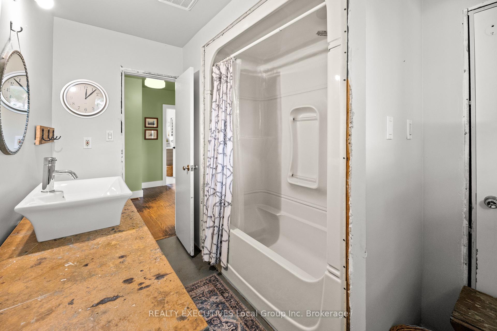 Photo 28 of 397 Camelot Drive, North Bay, Birchaven — HOMEH