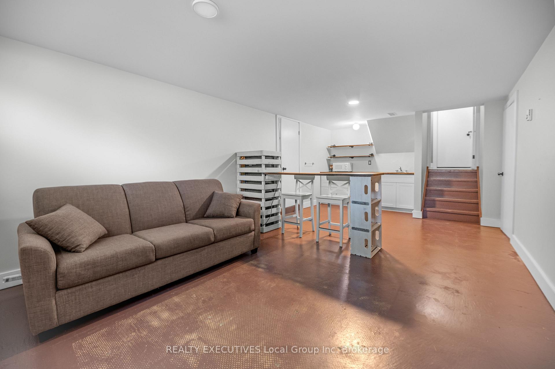 Photo 36 of 397 Camelot Drive, North Bay, Birchaven — HOMEH