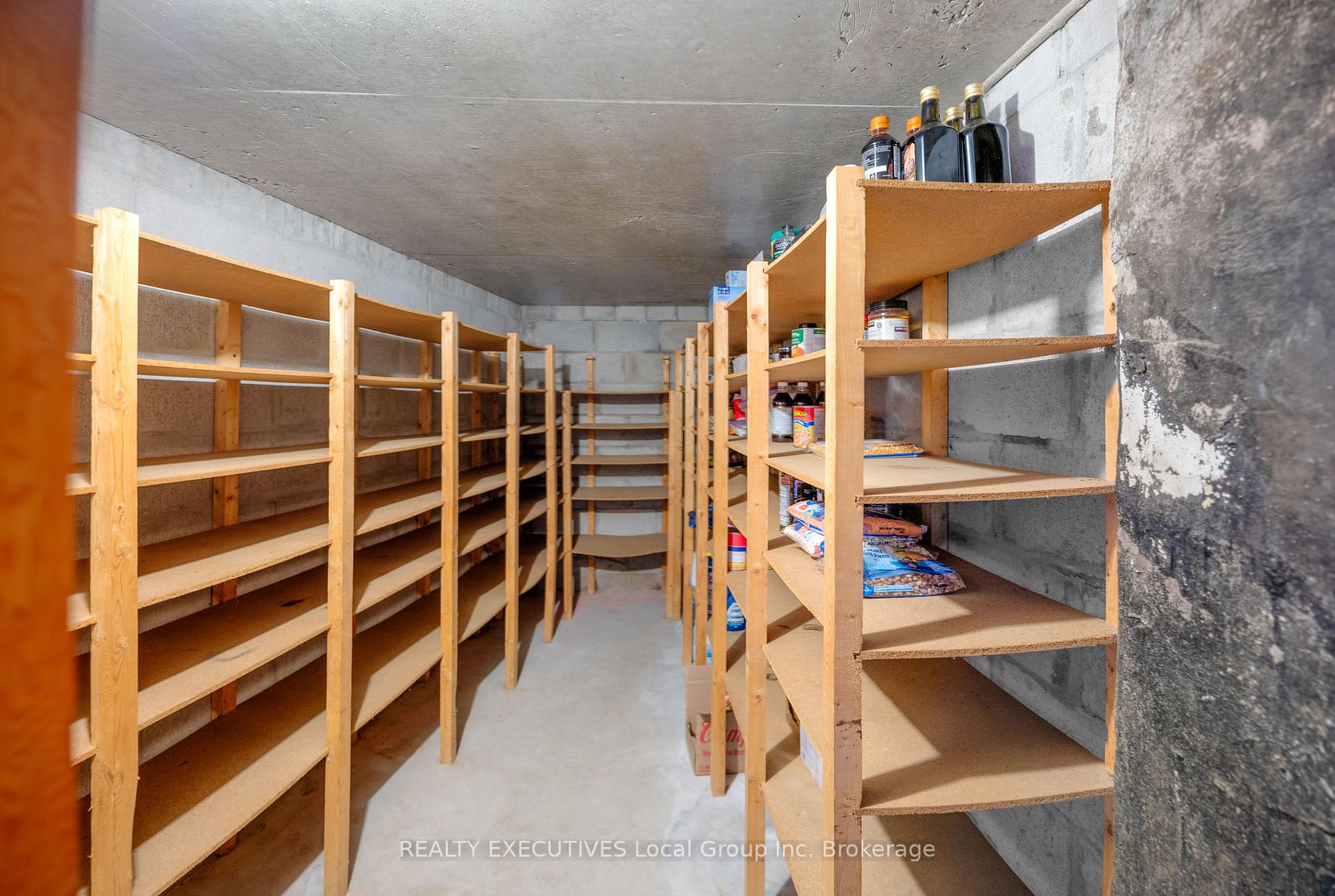 Photo 40 of 397 Camelot Drive, North Bay, Birchaven — HOMEH