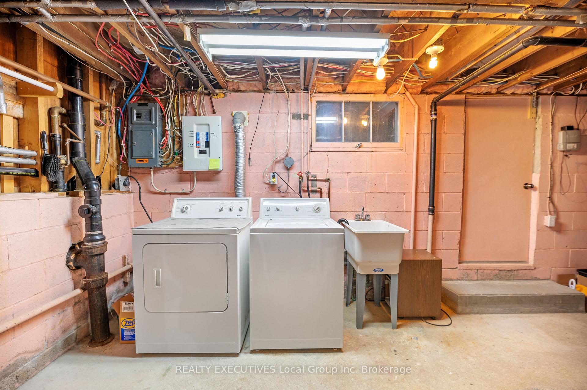Photo 41 of 397 Camelot Drive, North Bay, Birchaven — HOMEH