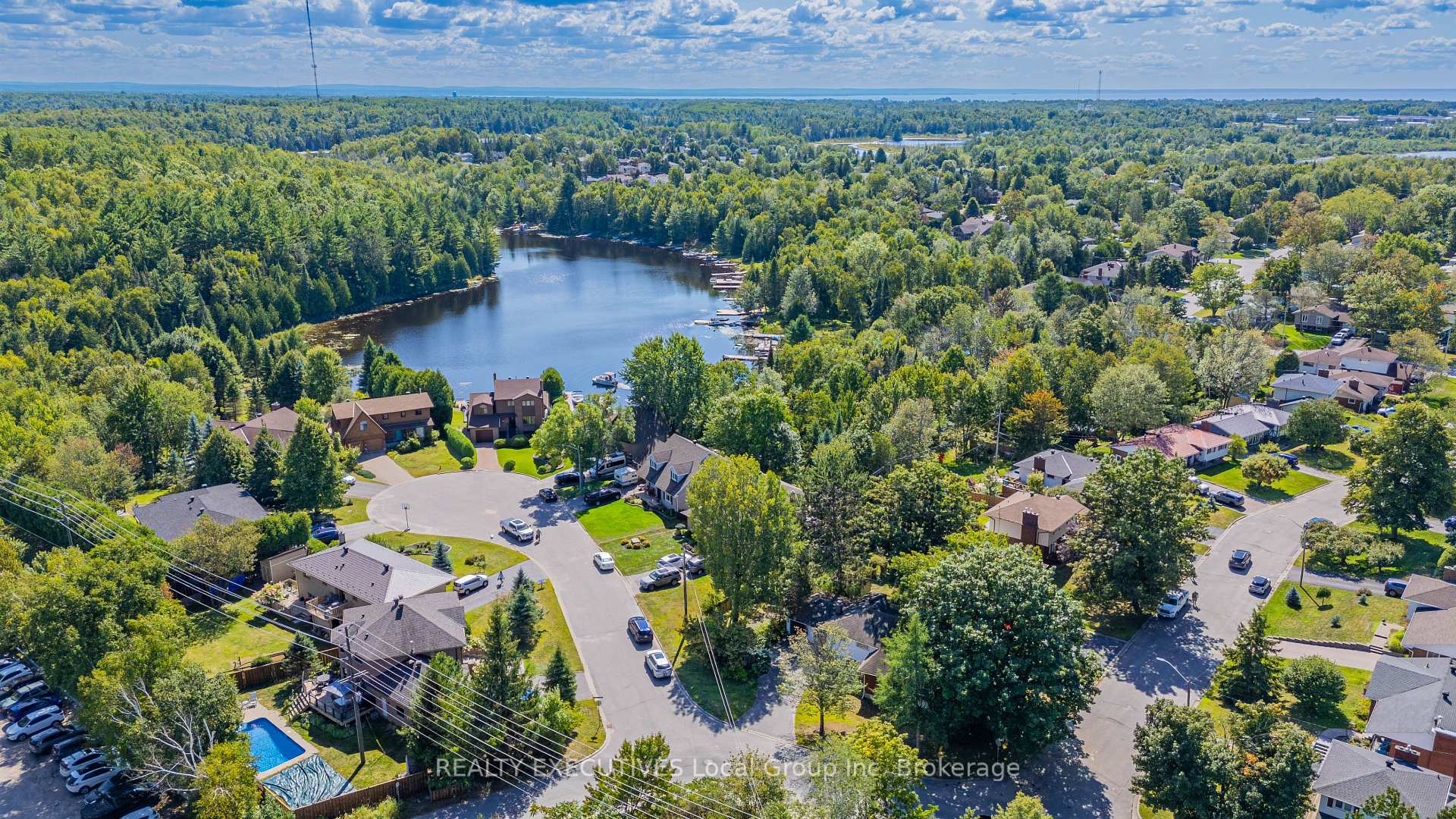 Photo 47 of 397 Camelot Drive, North Bay, Birchaven — HOMEH
