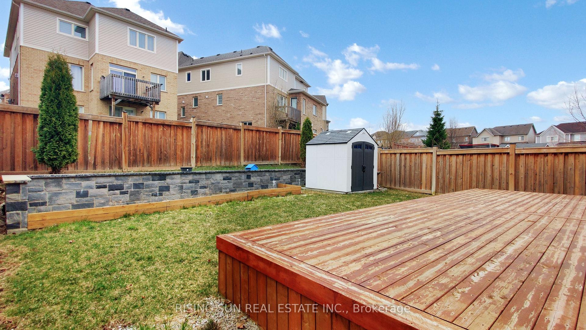 Photo 1 of 35 Kennedy Boulevard, New Tecumseth, Alliston — HOMEH