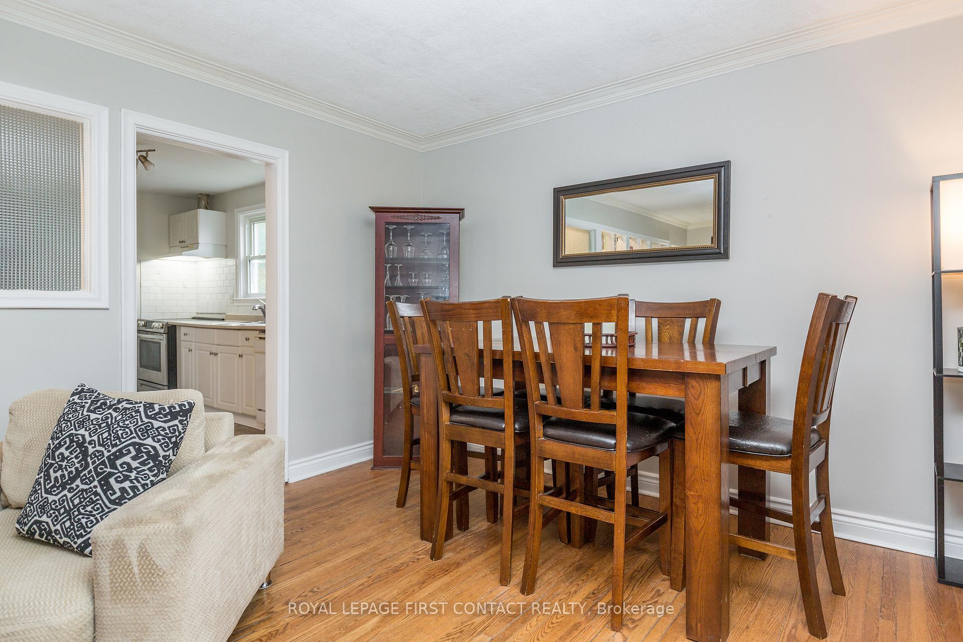 Photo 12 of 48 Brant Street W, Orillia — HOMEH