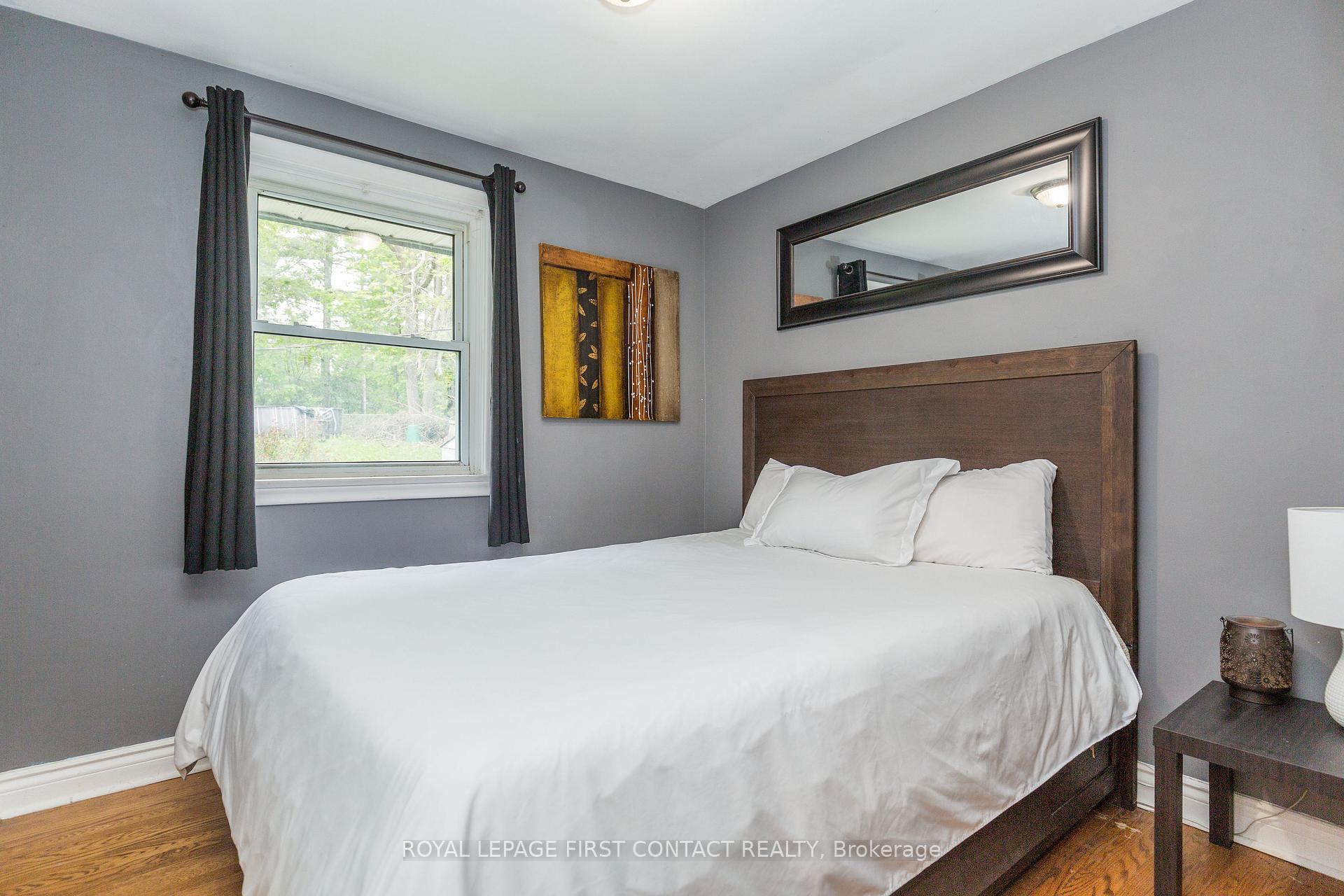 Photo 17 of 48 Brant Street W, Orillia — HOMEH
