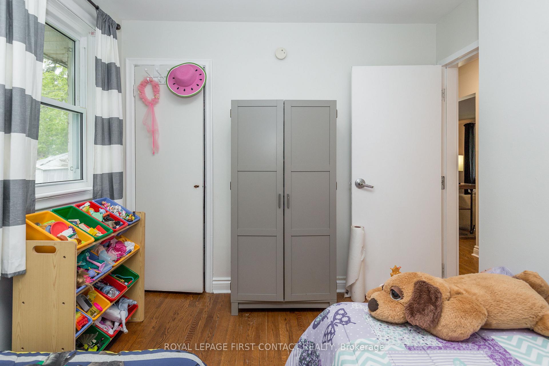 Photo 20 of 48 Brant Street W, Orillia — HOMEH