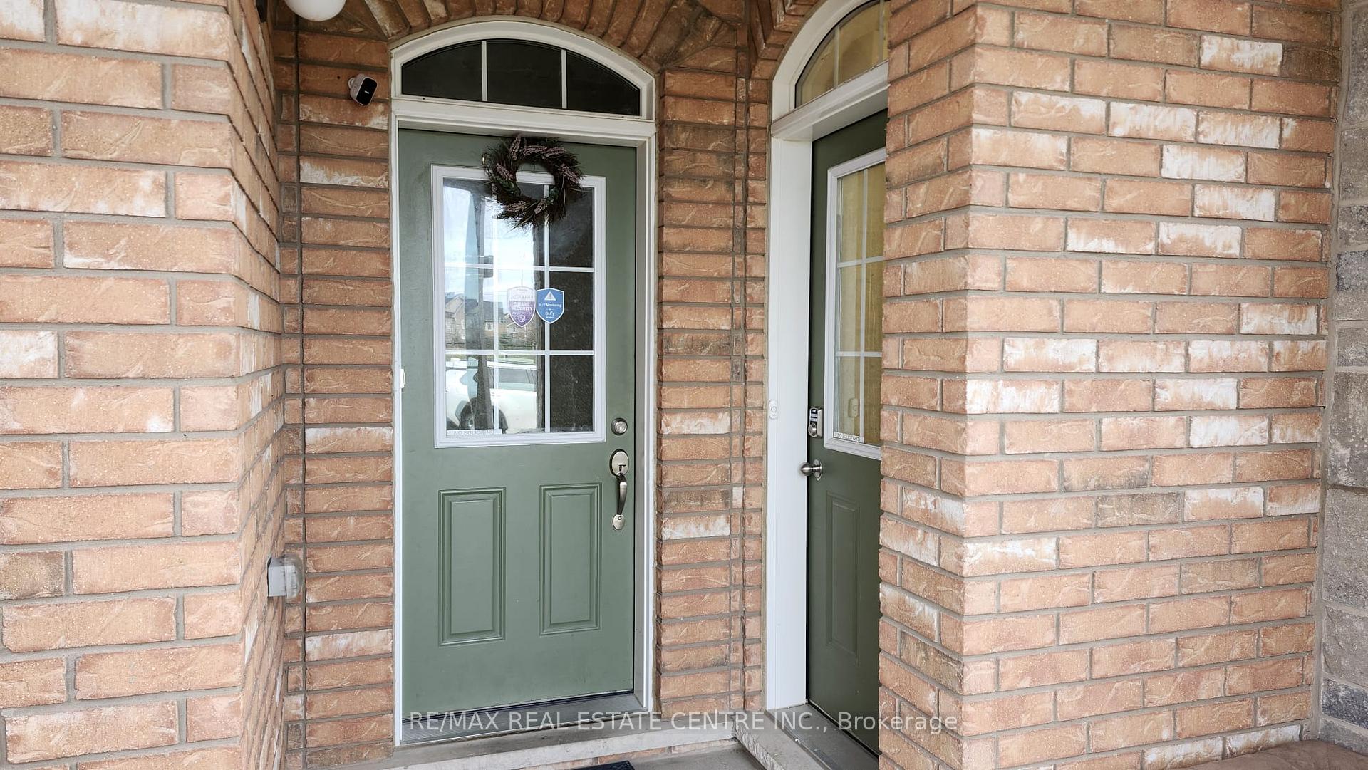 Photo 2 of Unit Bsmt, 640 Best Road, Milton, Beaty — HOMEH