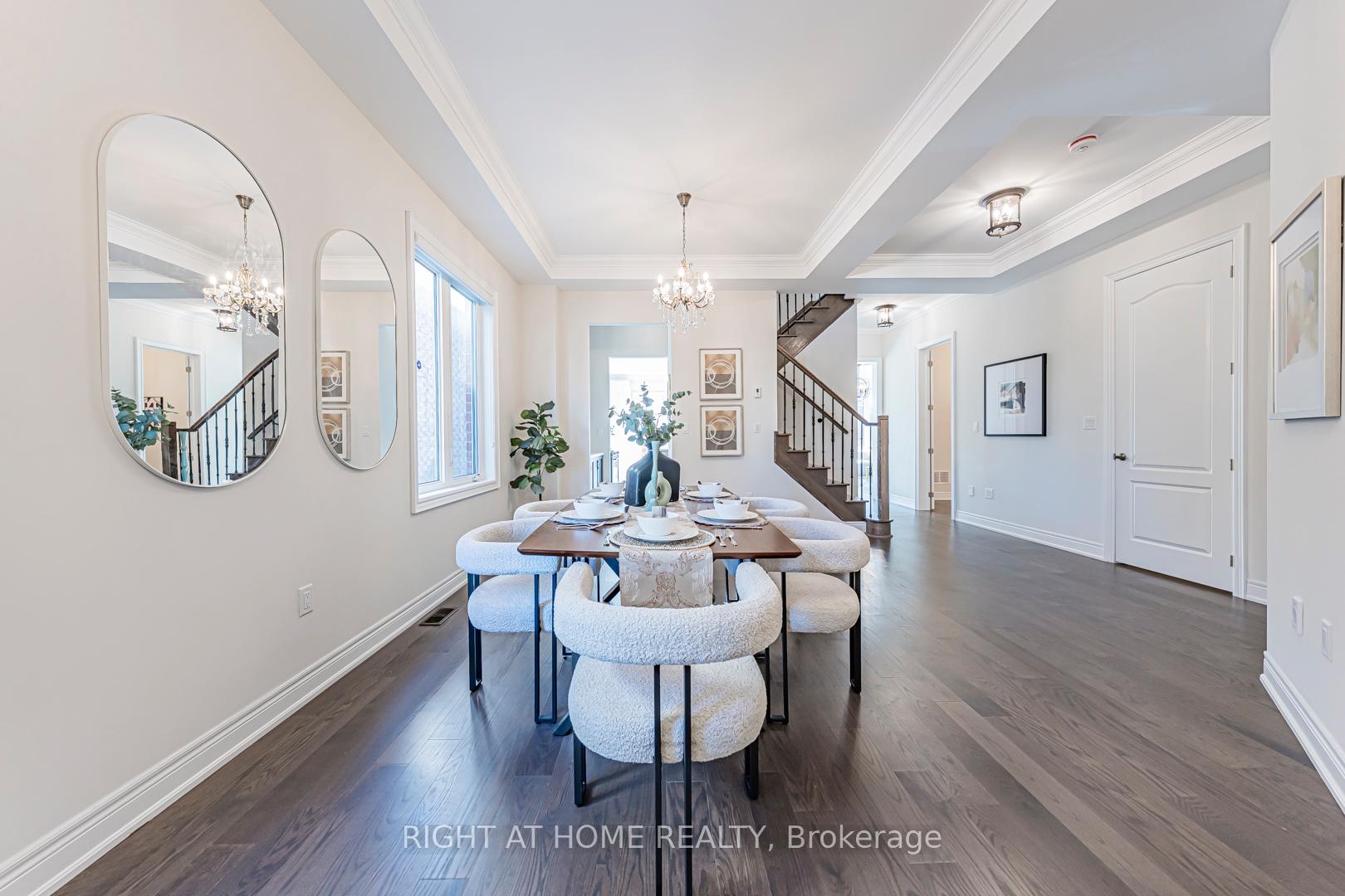 Photo 5 of 551 Somerville Drive, Newmarket, Stonehaven-Wyndham — HOMEH