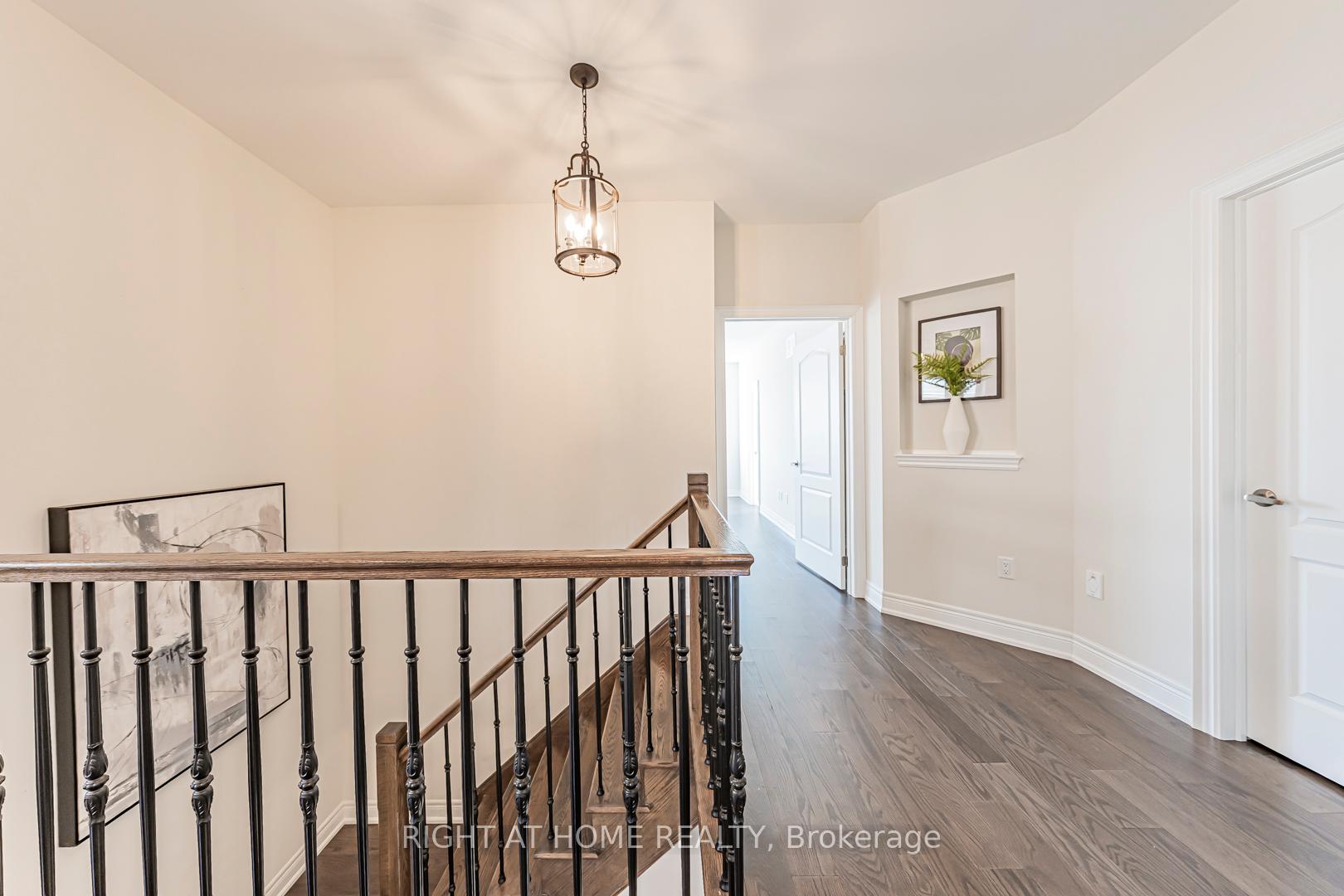 Photo 23 of 551 Somerville Drive, Newmarket, Stonehaven-Wyndham — HOMEH