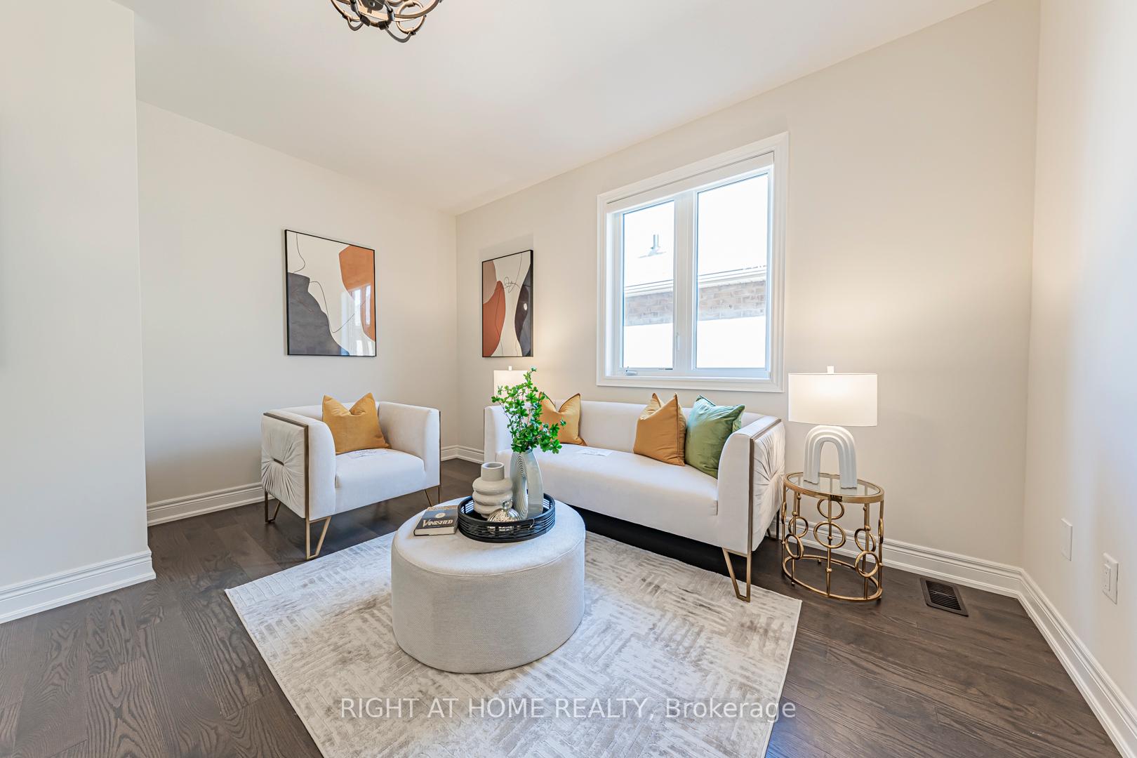 Photo 25 of 551 Somerville Drive, Newmarket, Stonehaven-Wyndham — HOMEH