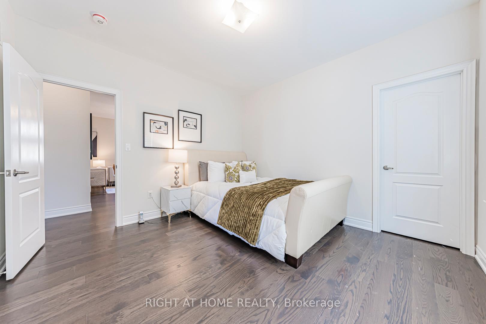 Photo 33 of 551 Somerville Drive, Newmarket, Stonehaven-Wyndham — HOMEH