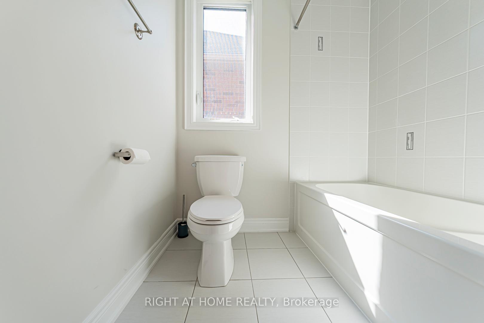 Photo 35 of 551 Somerville Drive, Newmarket, Stonehaven-Wyndham — HOMEH