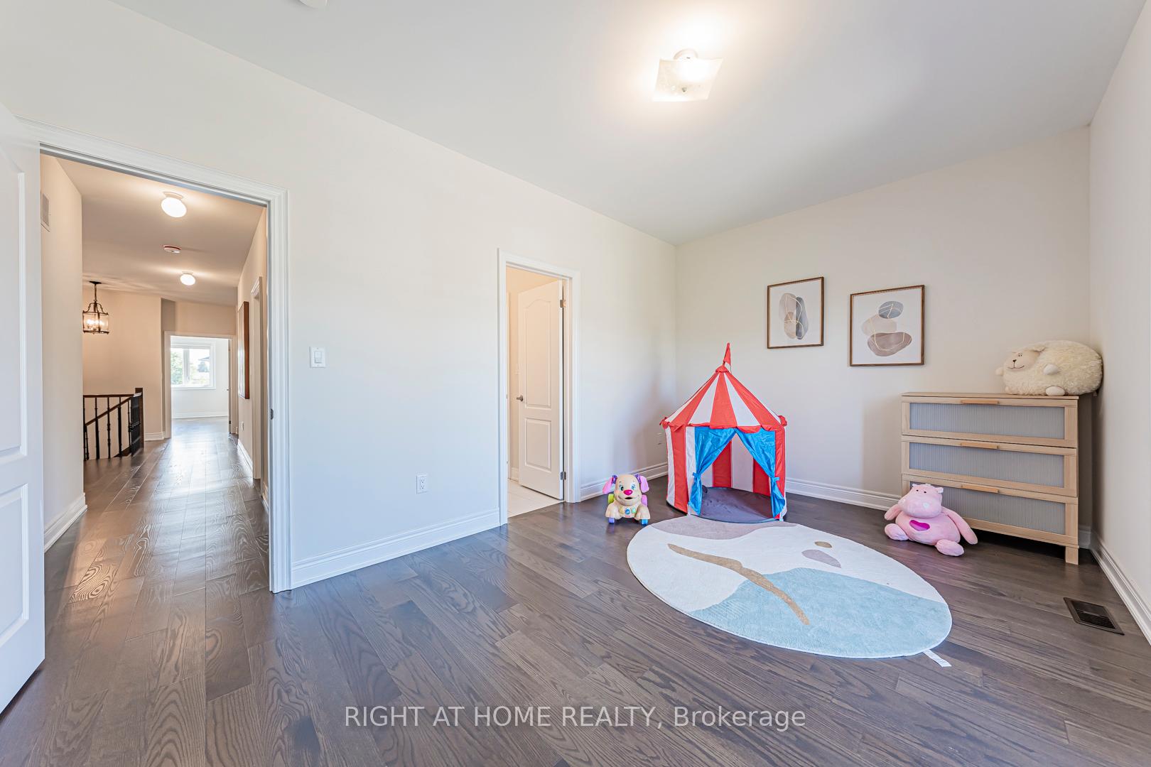 Photo 36 of 551 Somerville Drive, Newmarket, Stonehaven-Wyndham — HOMEH