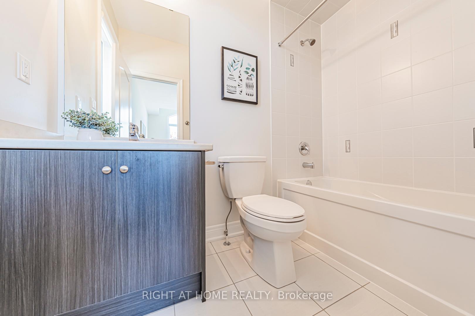 Photo 39 of 551 Somerville Drive, Newmarket, Stonehaven-Wyndham — HOMEH