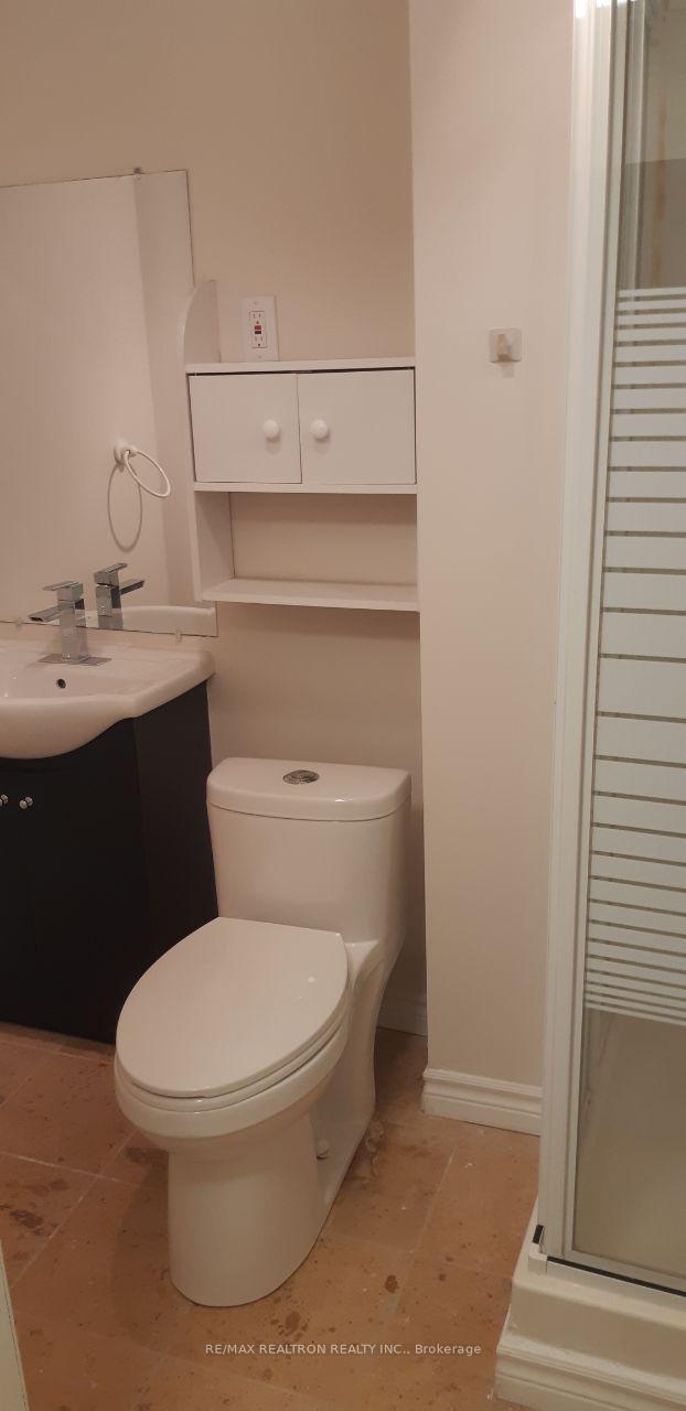 Photo 3 of 154 Keffer Circle, Newmarket, Armitage — HOMEH
