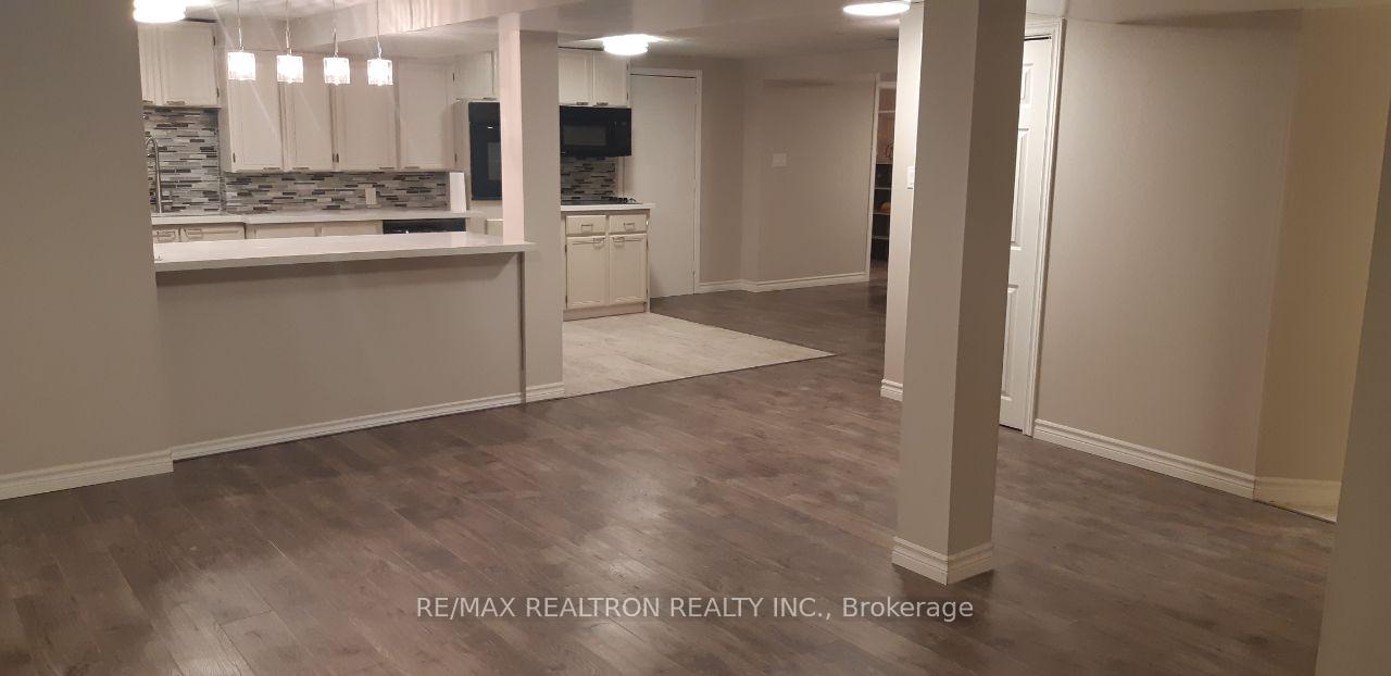 Photo 4 of 154 Keffer Circle, Newmarket, Armitage — HOMEH
