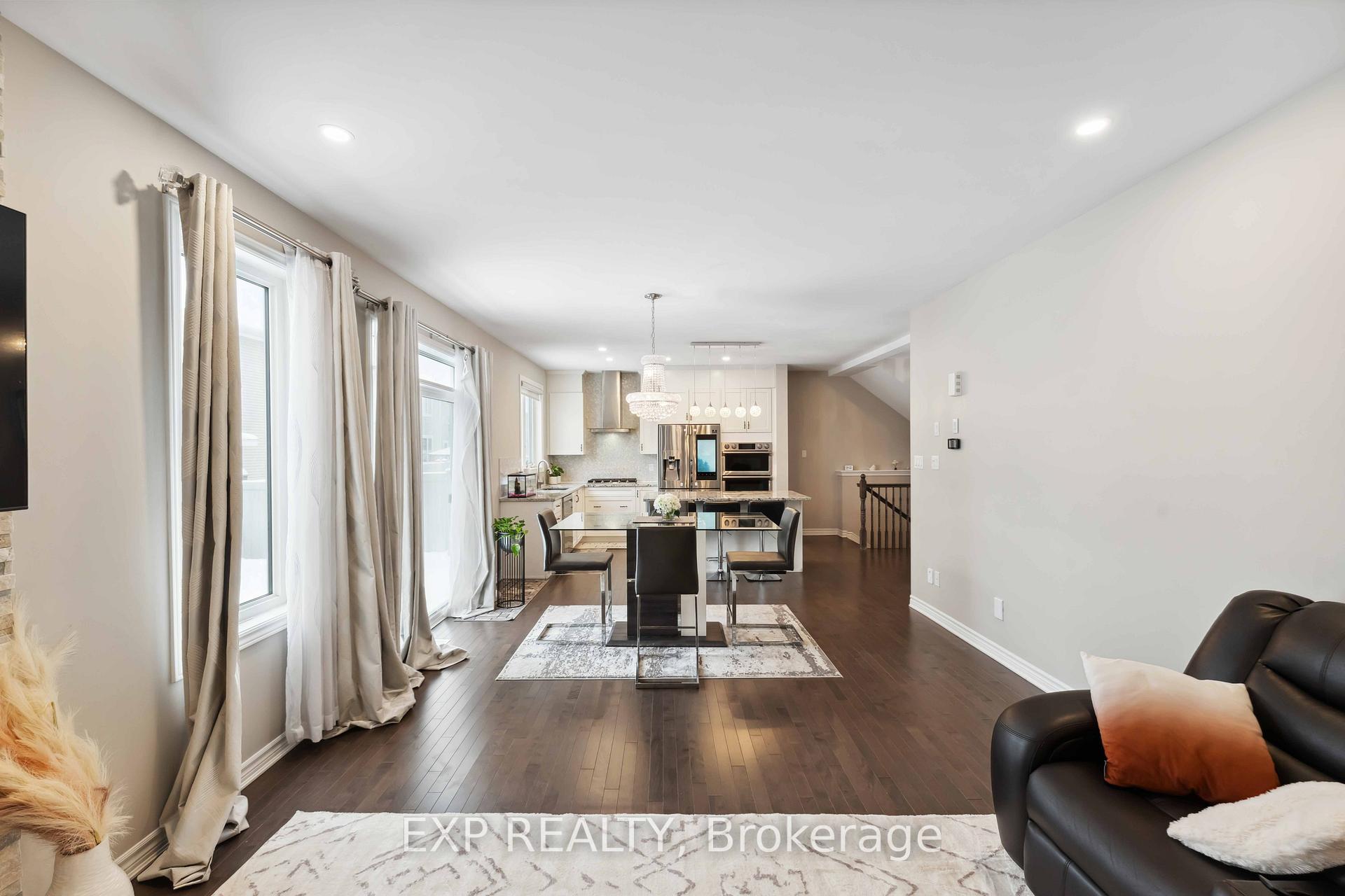 Photo 10 of 107 Aubrais Crescent, Ottawa, Chapel Hill South - Orleans Village — HOMEH